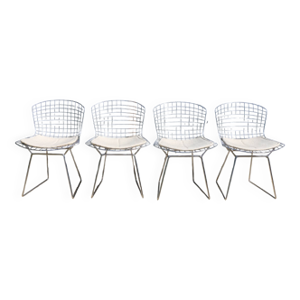 4 chrome Bertoia chairs with cushion