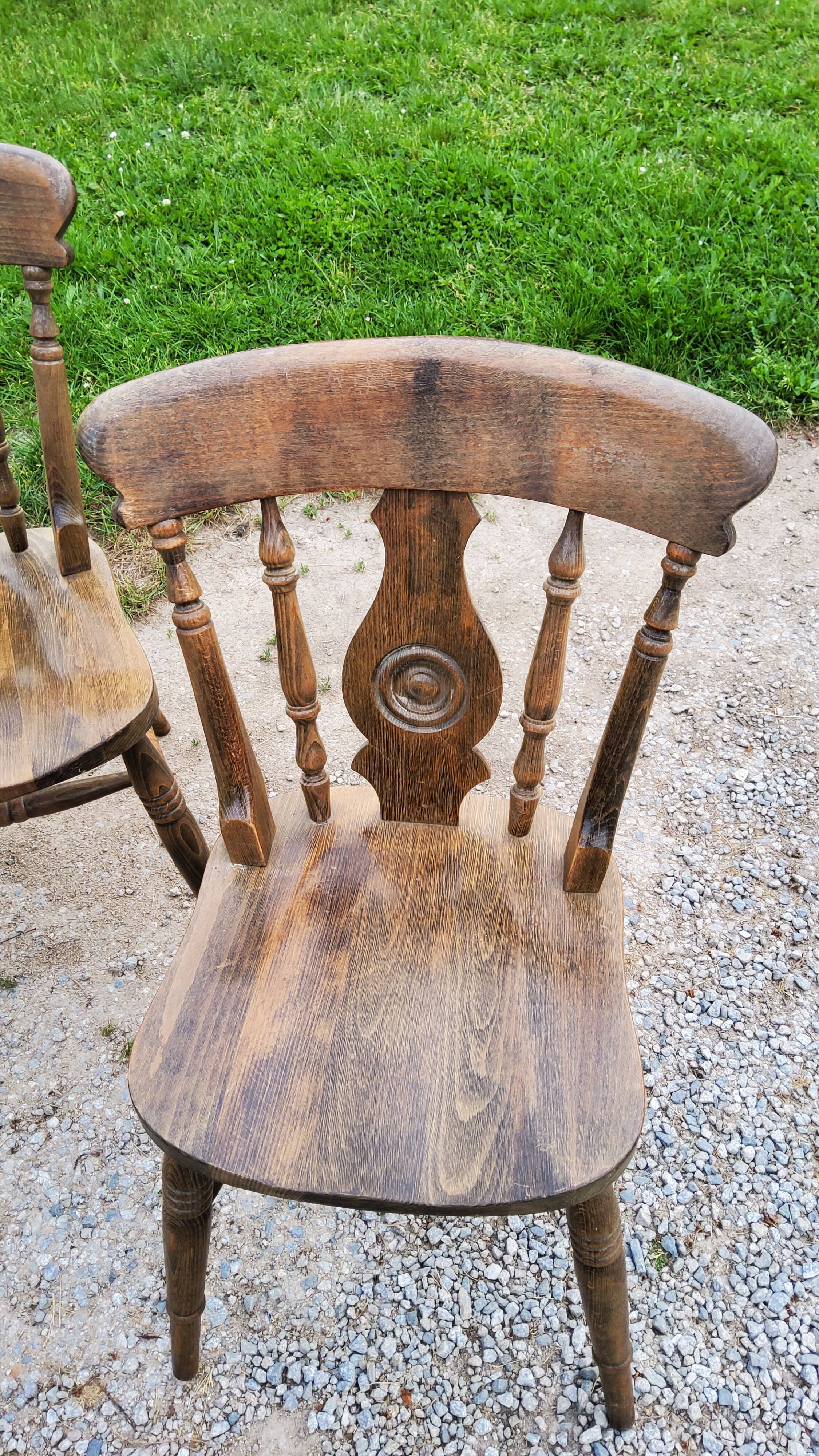 Set of 4 mountain style chairs from the 60s in beech
