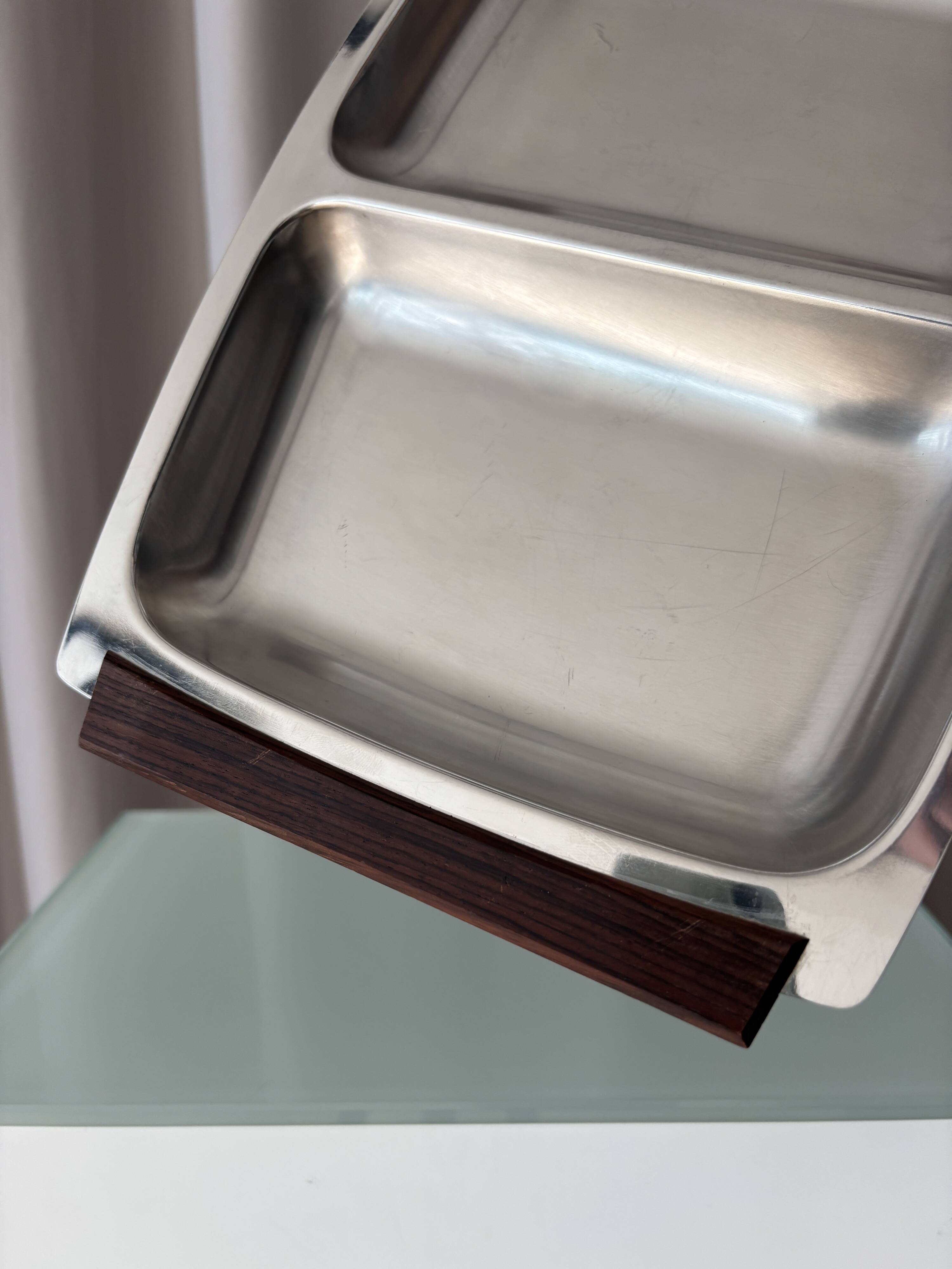 Plateau de service divisé en acier inoxydable vintage avec poignées en bois de rose | Hong K
