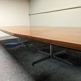 Table de conférence en palissandre d'Osvaldo Borsani pour Tecno 1968