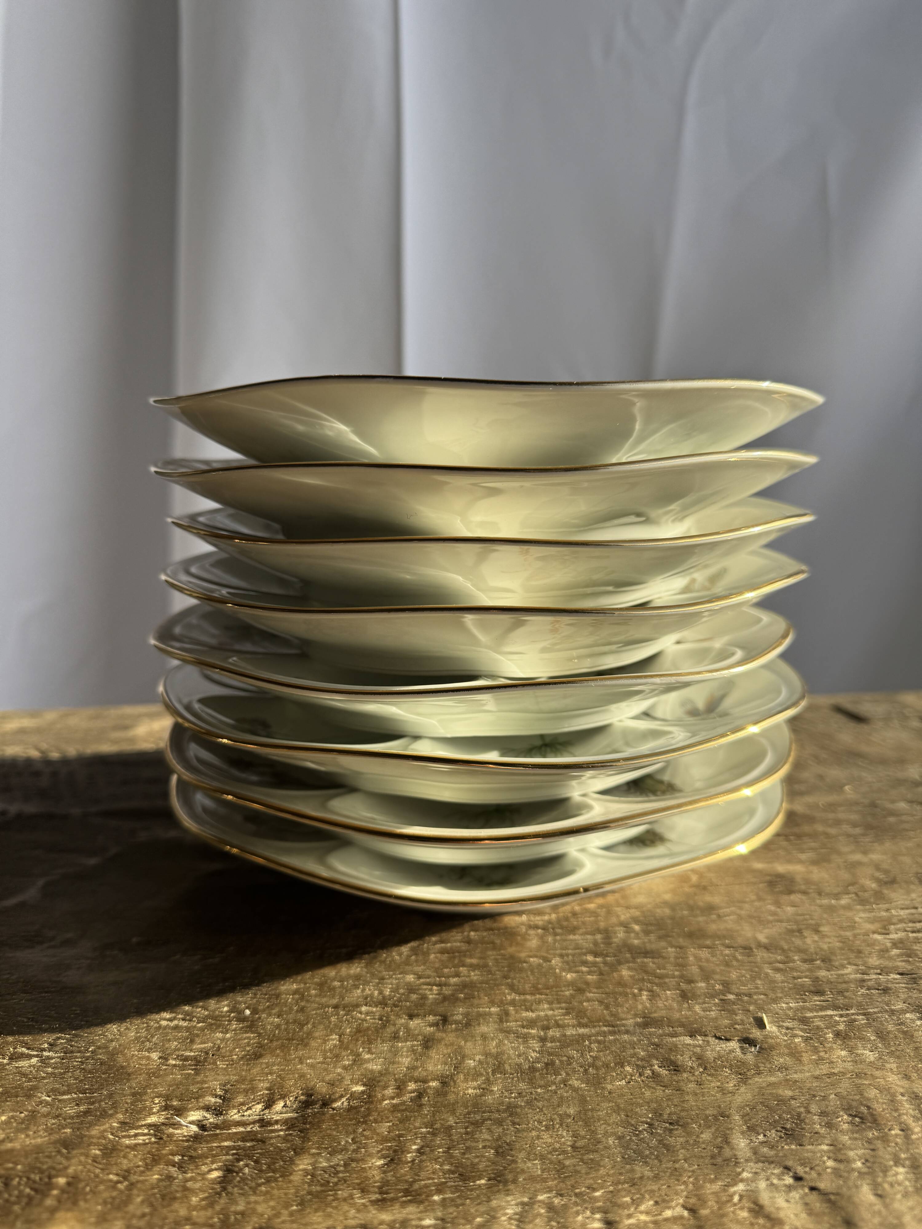Set of 8 oyster plates or compartment plates, aquatic model Lourioux Fo.