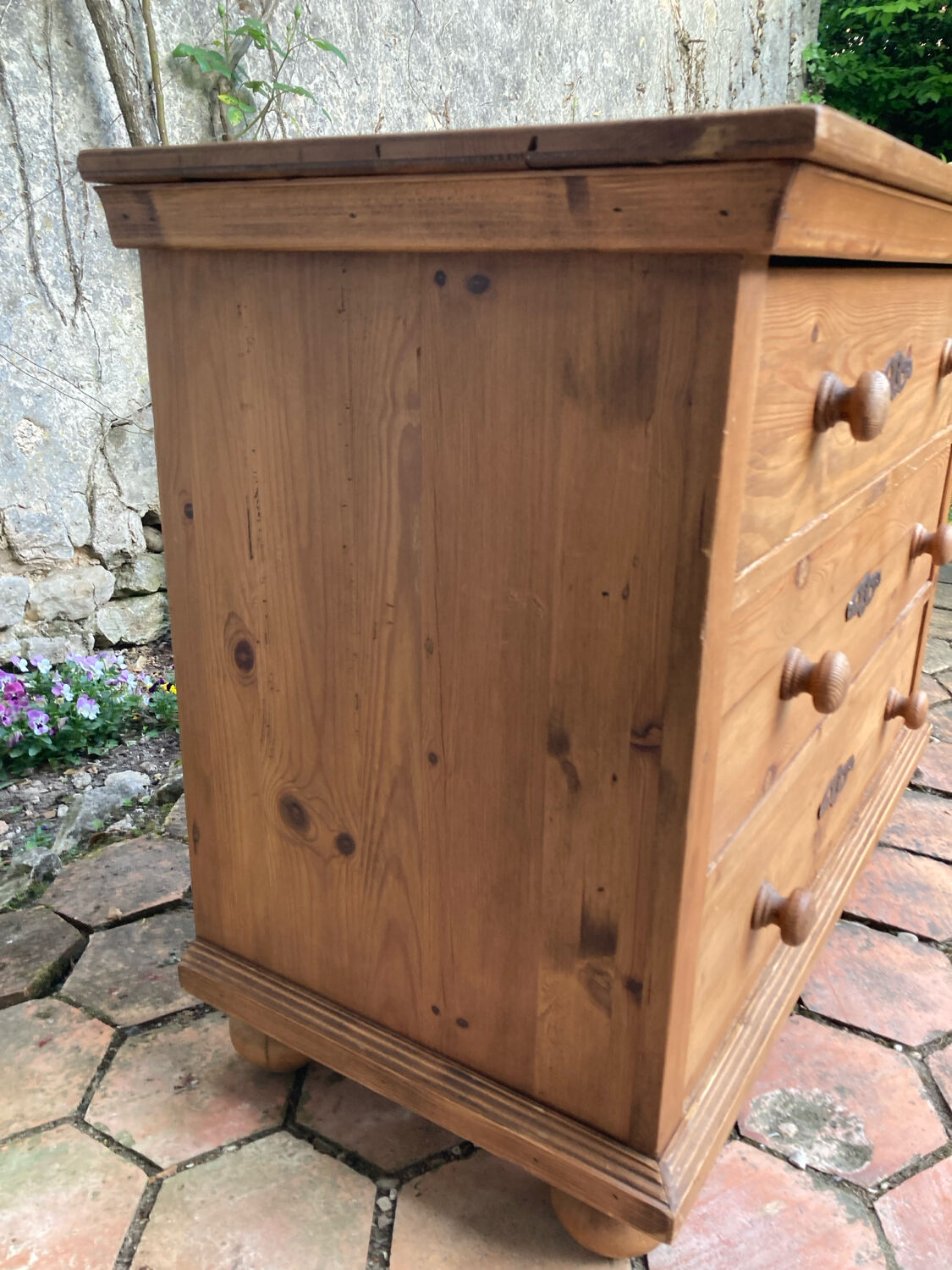 Antique pine chest of drawers