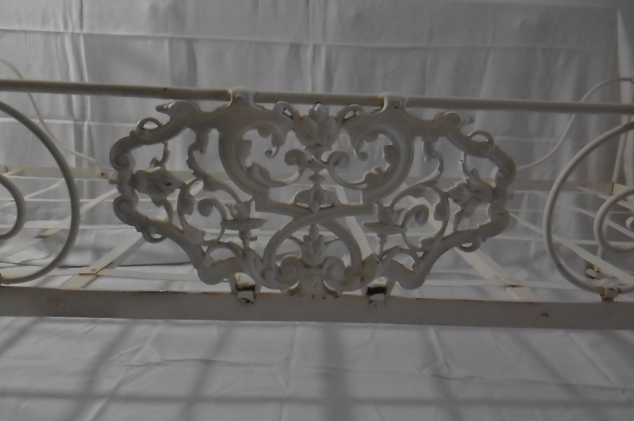 Forged iron bed