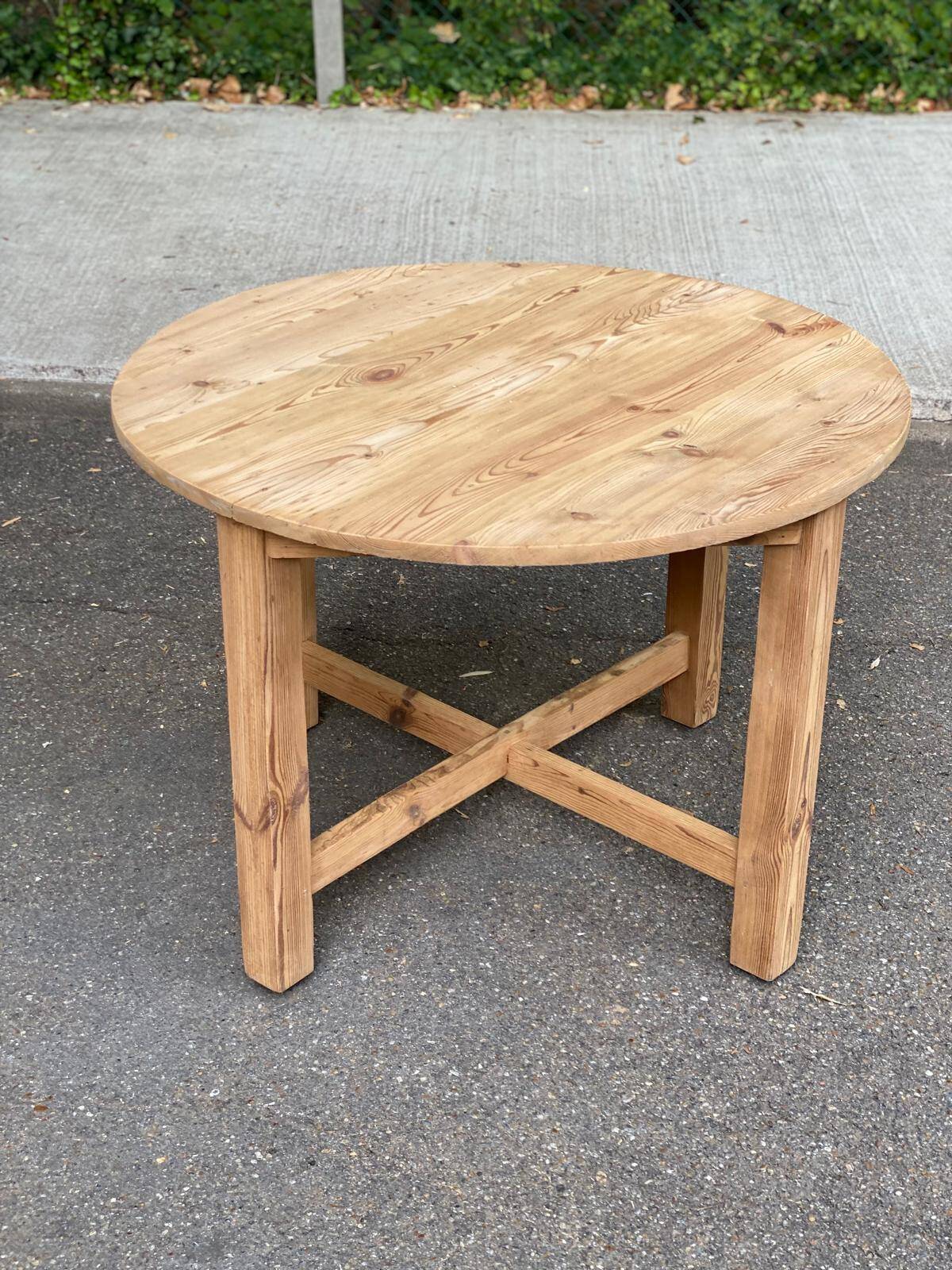 Round stripped solid pine kitchen table 98cm