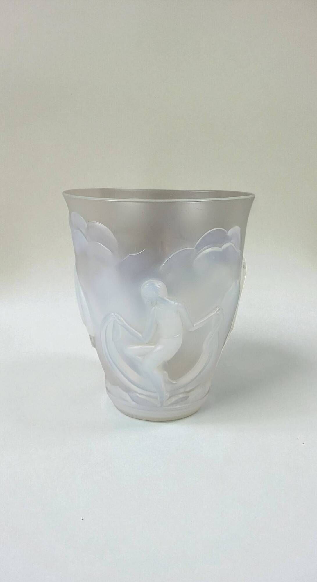 Art Deco vase by Verlys France, The Dancers