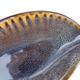 Porcelain ashtray in the shape of a leaf, designed by A. Sadulski, Mirostowice, 1970s.