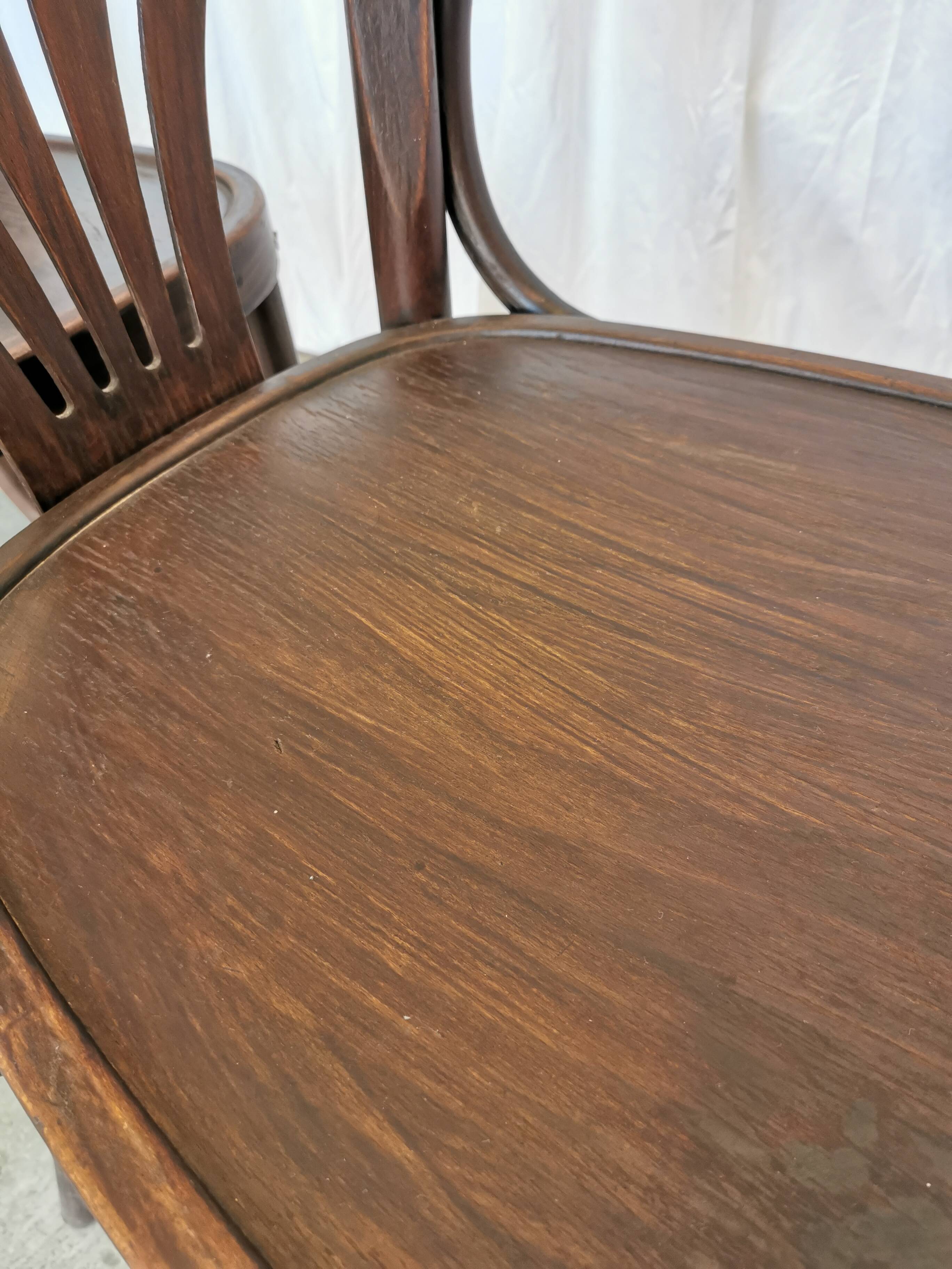 Set of 4 Vintage Bentwood Dining Chair: Mid-Century Thonet Style Armchair