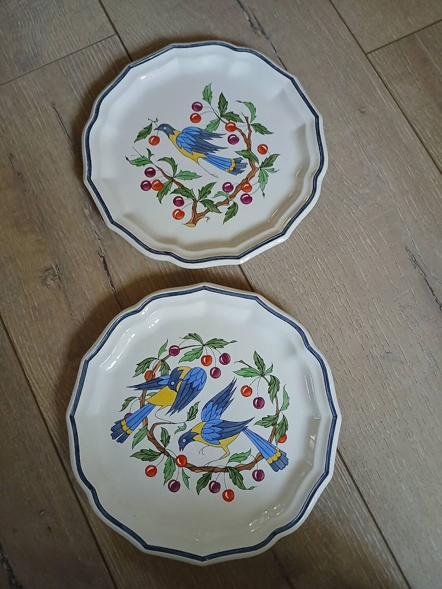 8 antique Salins dessert plates