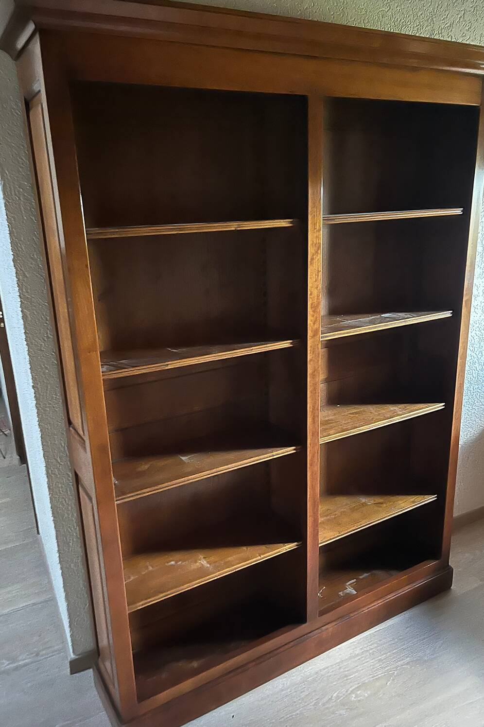 Large library 1960/70