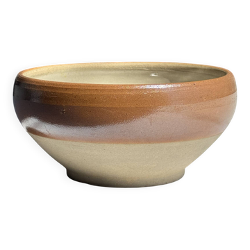 A two-tone beige and brown stoneware bowl H7 D14.5