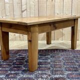 Cherry wood coffee table with sliding top, work from the 70s