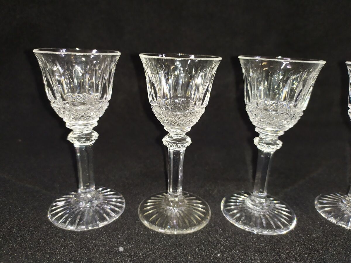 Lot de 6 verres a liqueur tommy Cristal de Saint Louis estampillé