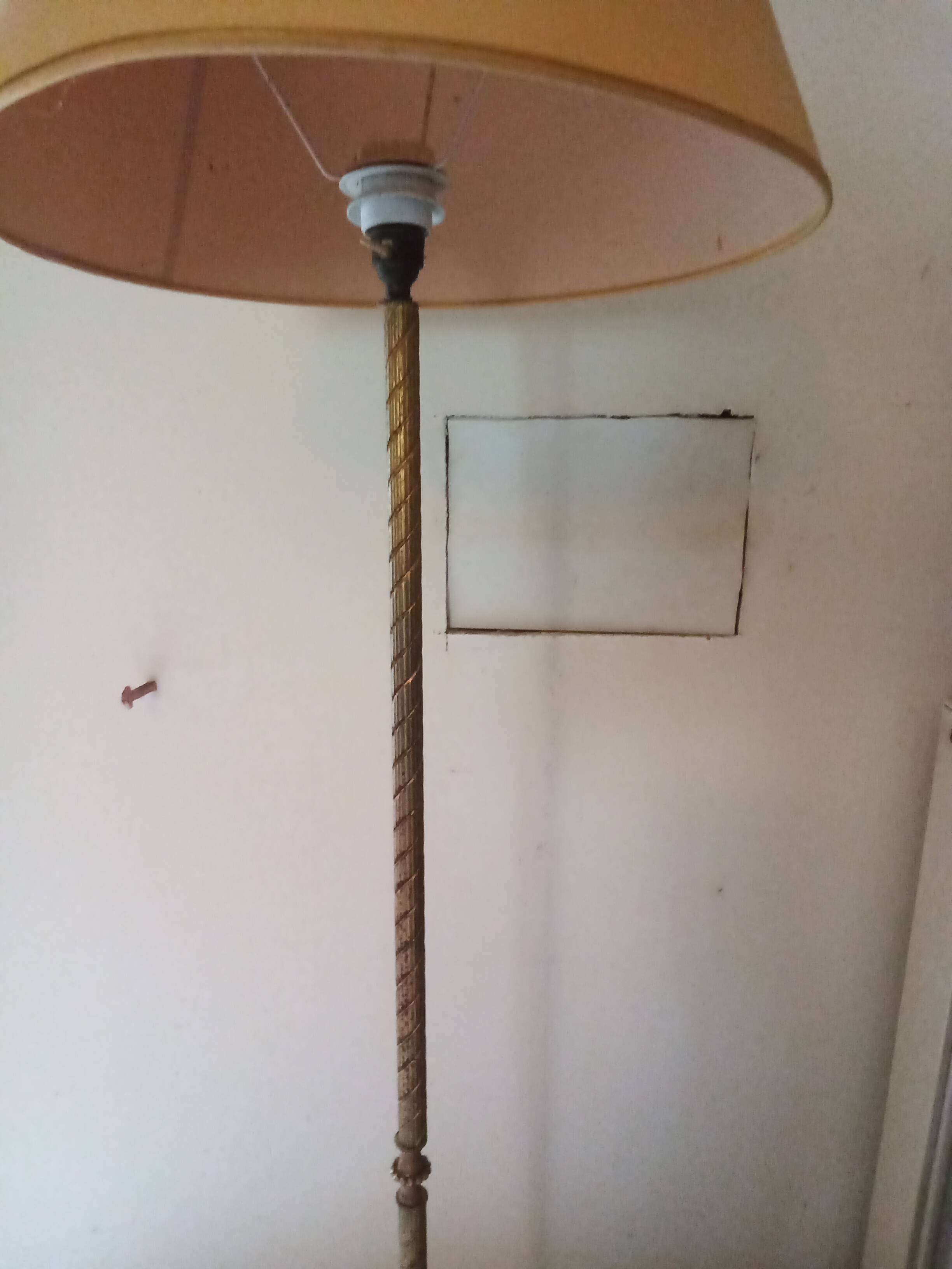 Vintage 50s tripod floor lamp in gold-plated brass