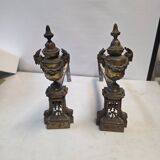 Paire de chenets en bronze style Louis XVI, XIXème