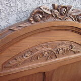 Bed head of the 20s and 30s