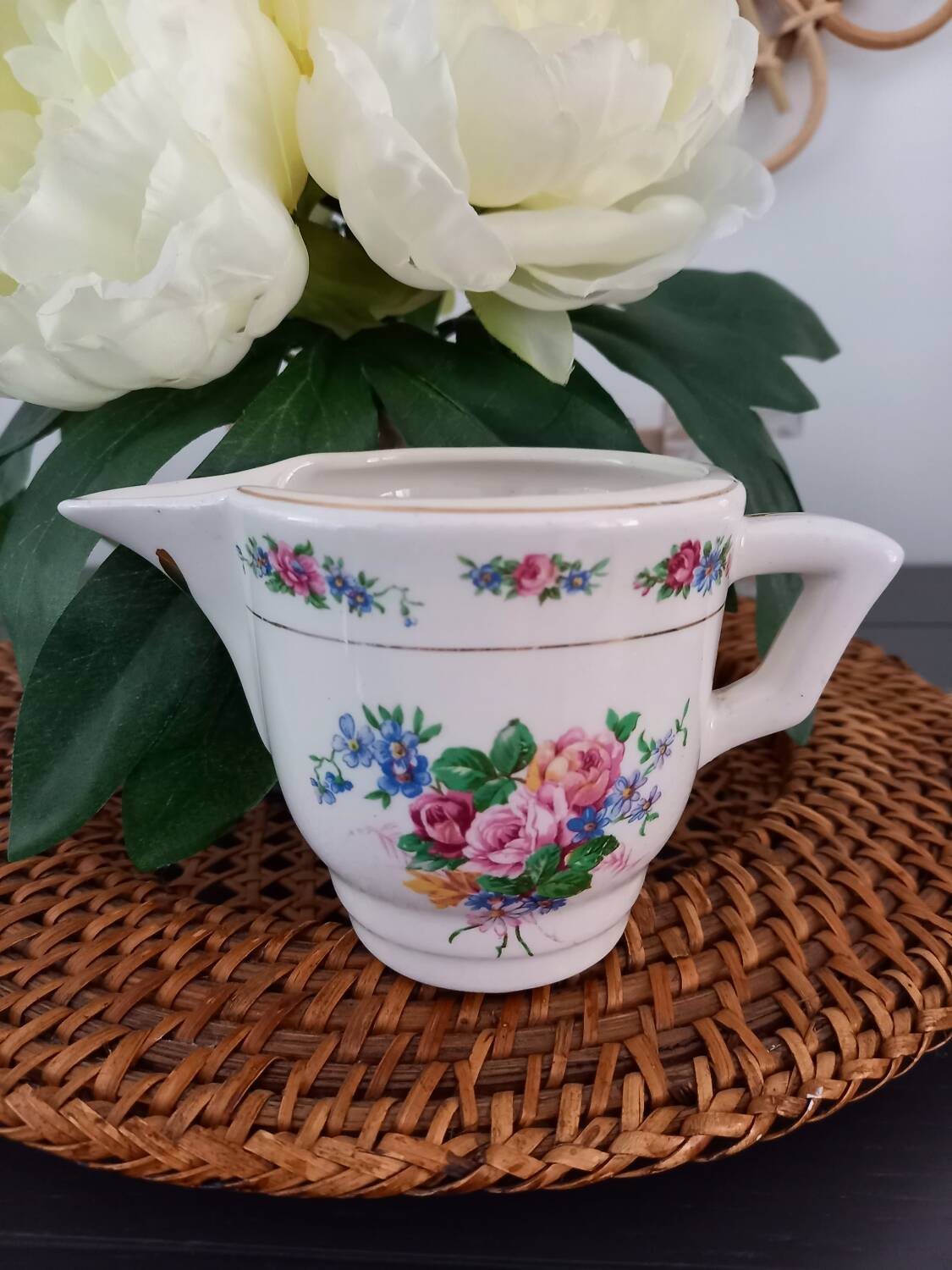 Earthenware milk jug Le Moulin des Loups Orchies Gascogne