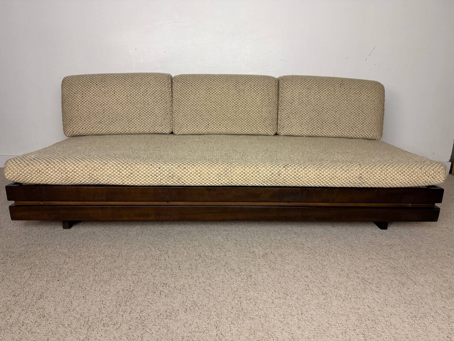 Brutalist 3-seater bench – Regain spirit – France, 1970s