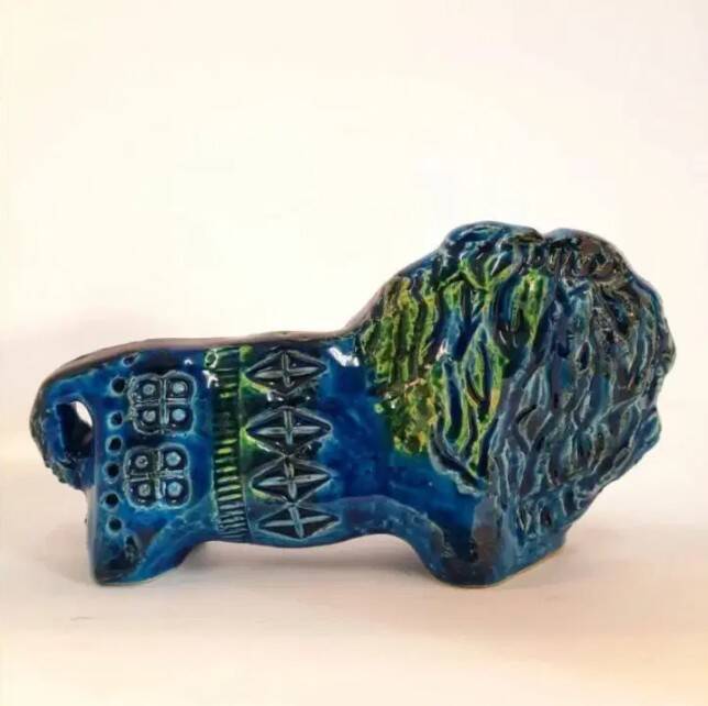 Vintage Lion statue, design Aldo Londi for Bitossi, Rimini blue series