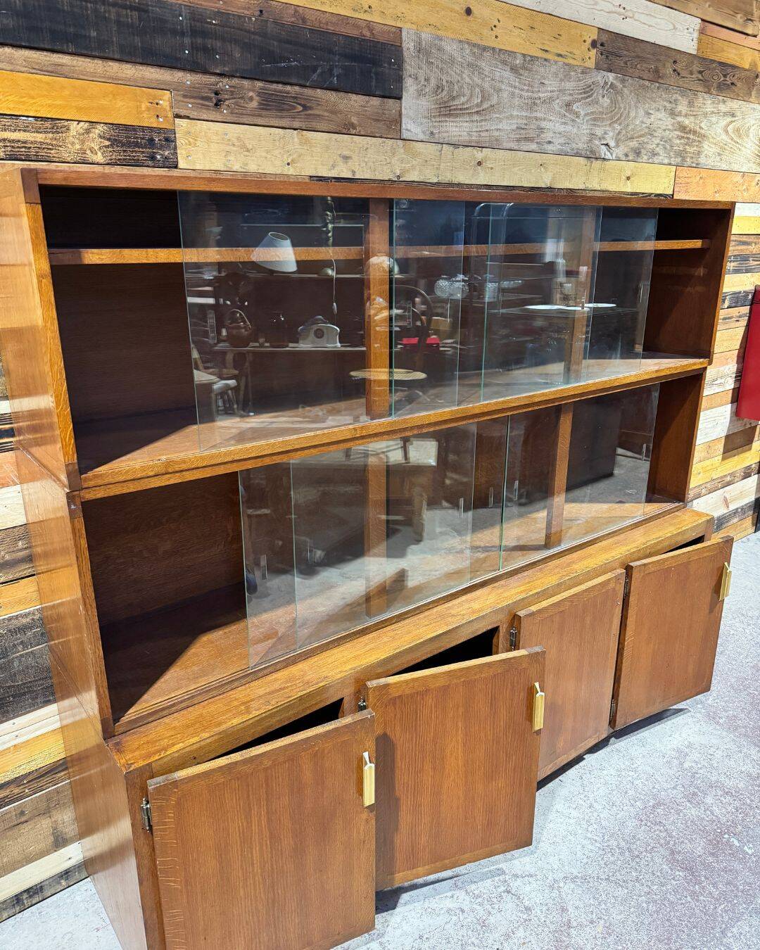 Vintage library