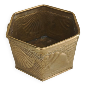 Cache pot