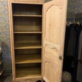 Solid cherry wood bonnet