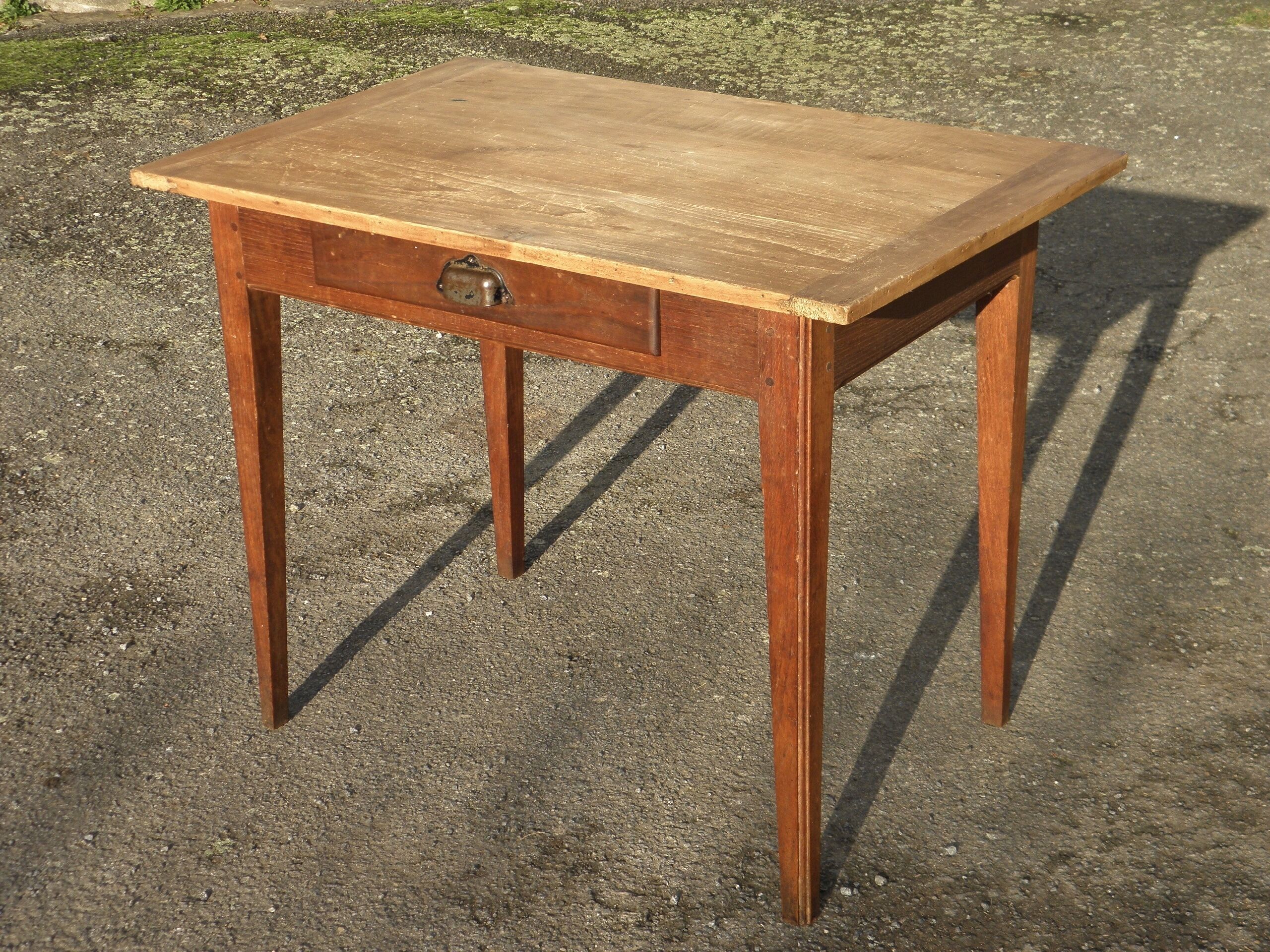 Ash drawer table 95 x 62 cm