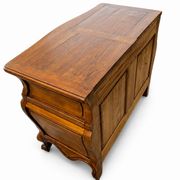 Commode tombeau galbée Louis XV