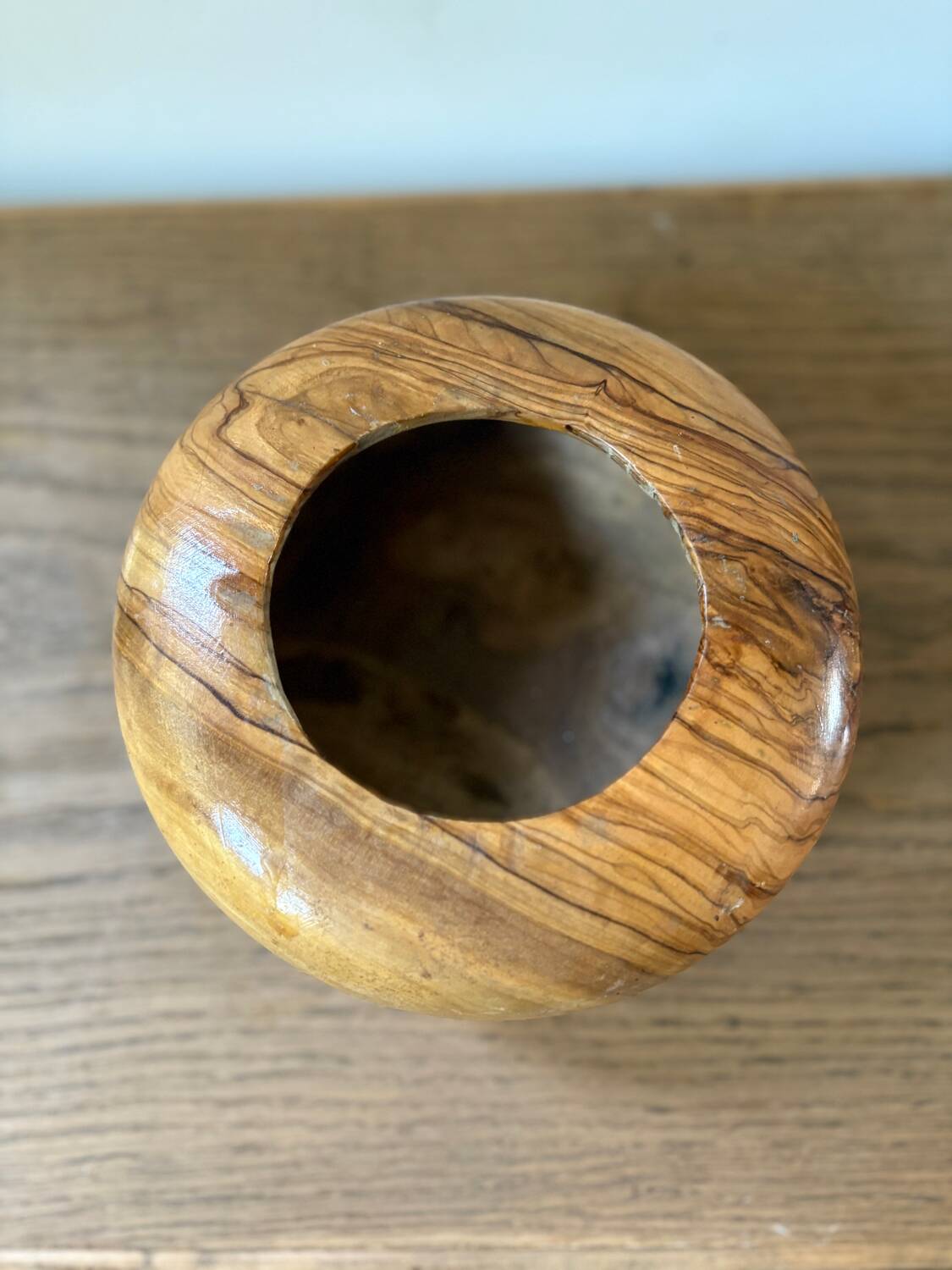 Vintage walnut wood empty pocket cup