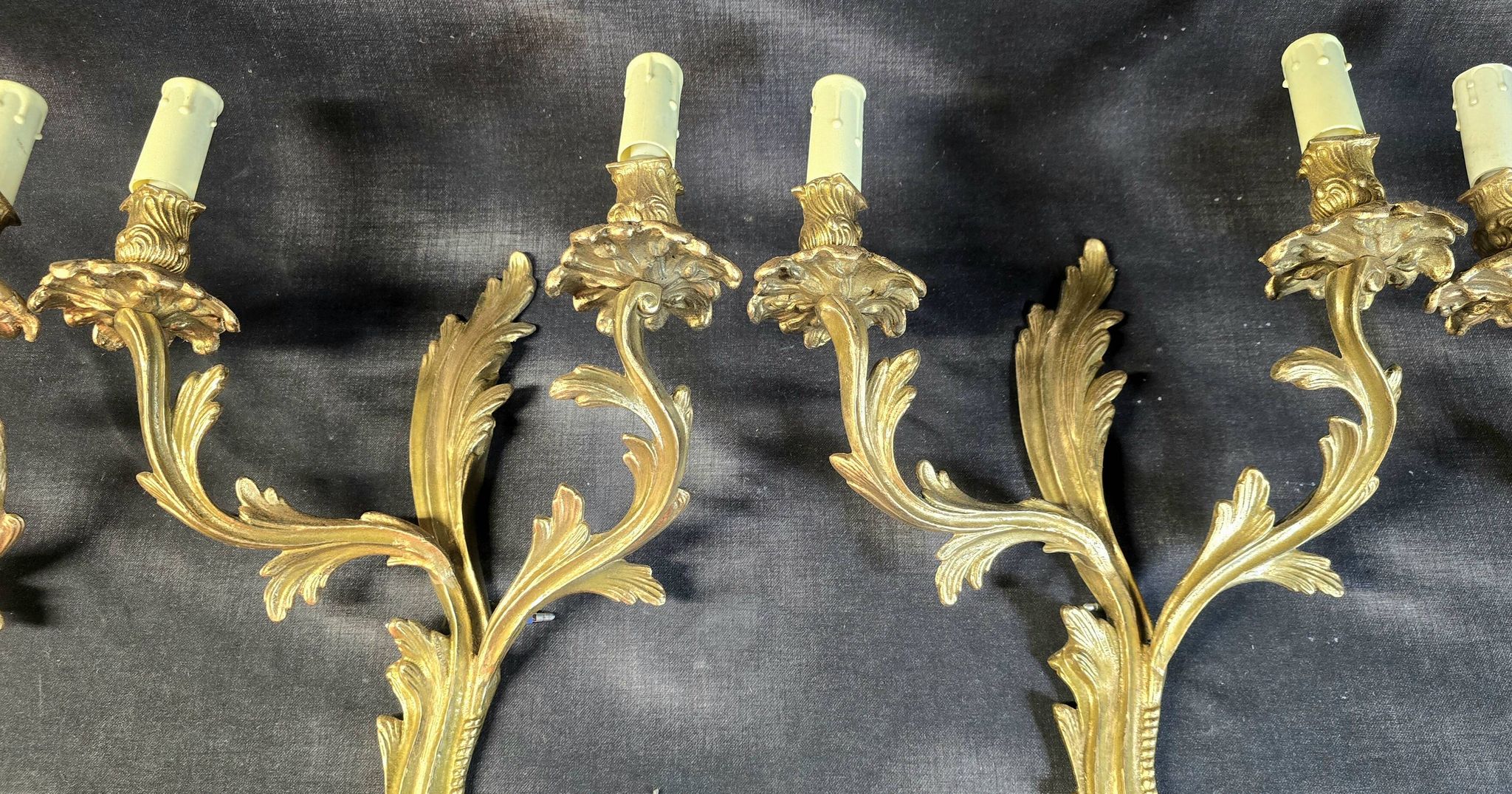 Set of 4 wall sconces in gilded bronze – Louis XV style – 20th century