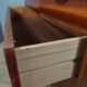 Commode vintage en placage d'acajou