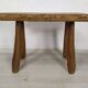Table basse bois brutaliste