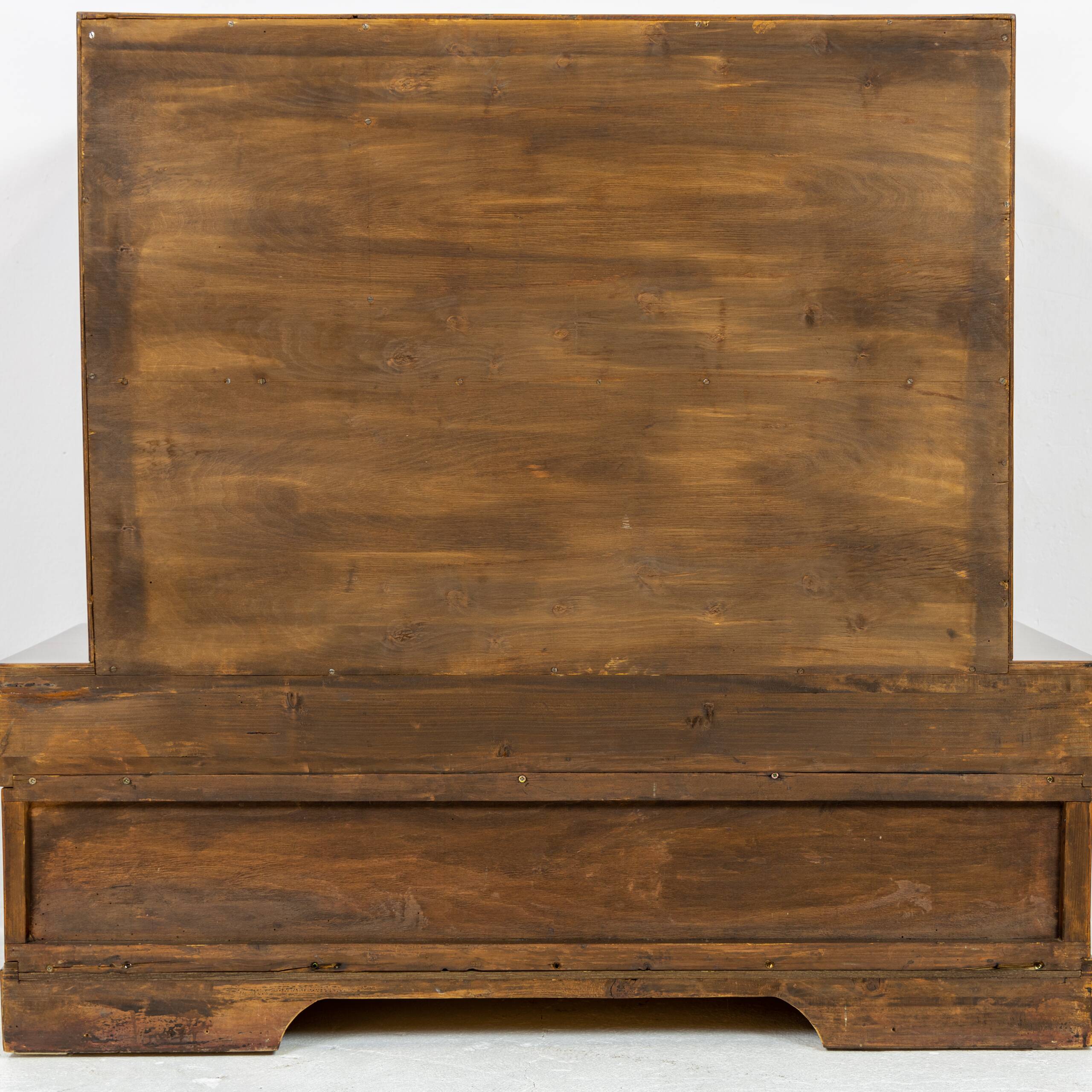 Art Deco bar cabinet in walnut, Wilhelm Mosurski - 1930s