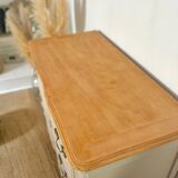 Antique chest of drawers