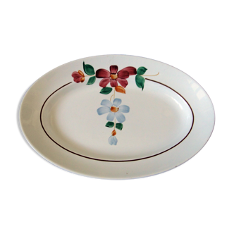 Old oval dish in faience st Amand n° 7011 flower pattern