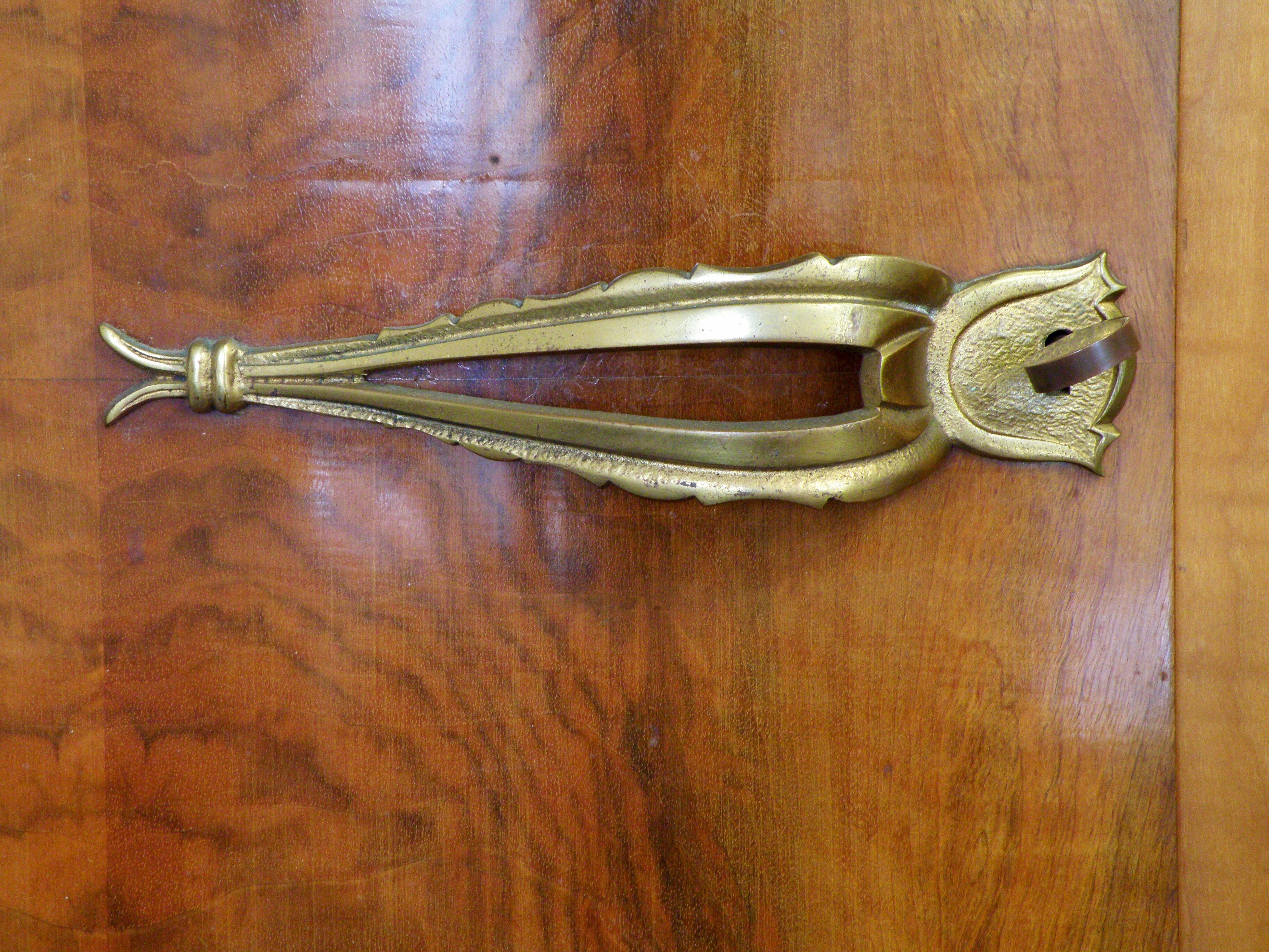 Cabinet style 1930 in walnut bramble wood