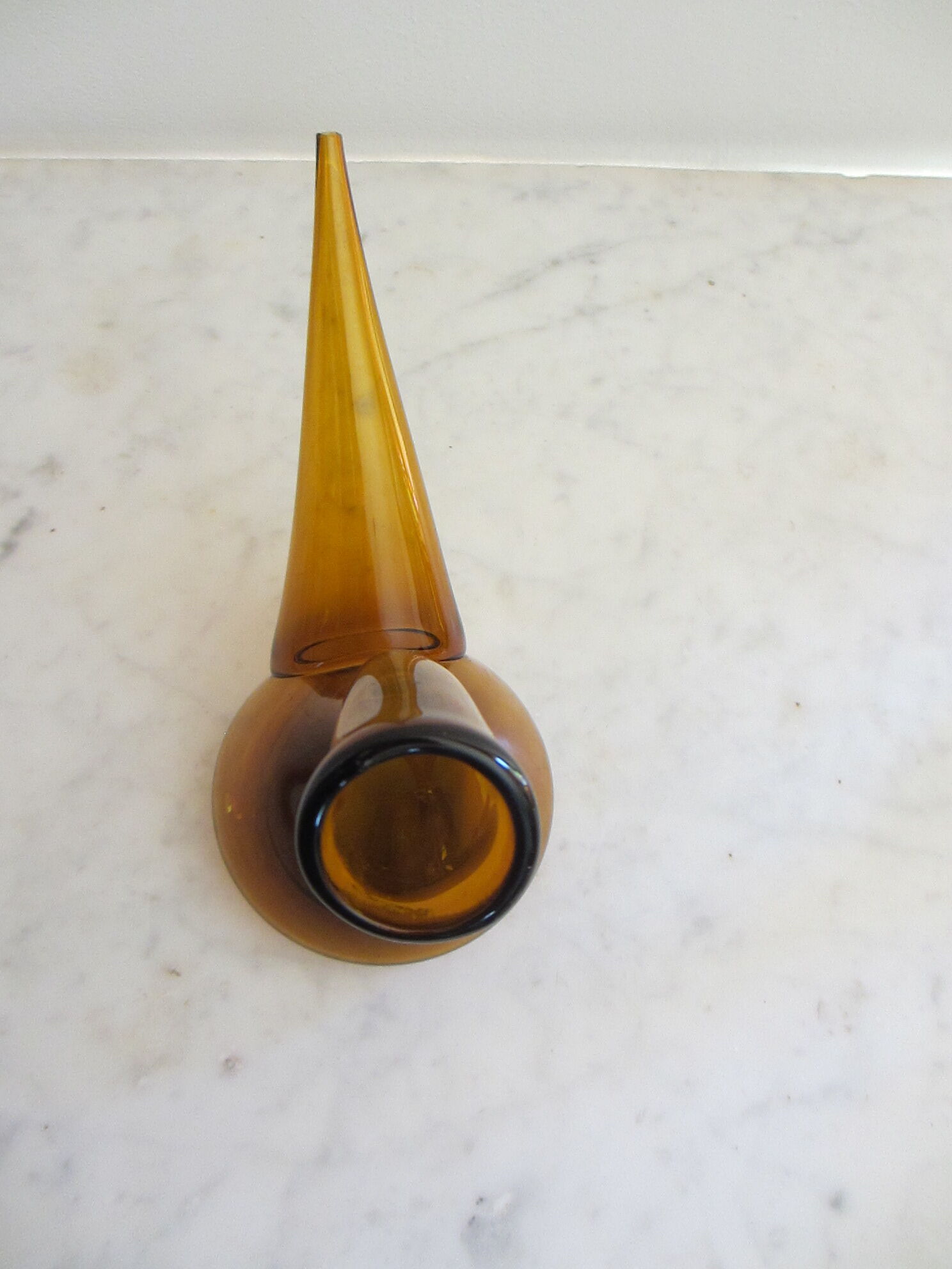 Oil and vinegar maker in amber glass