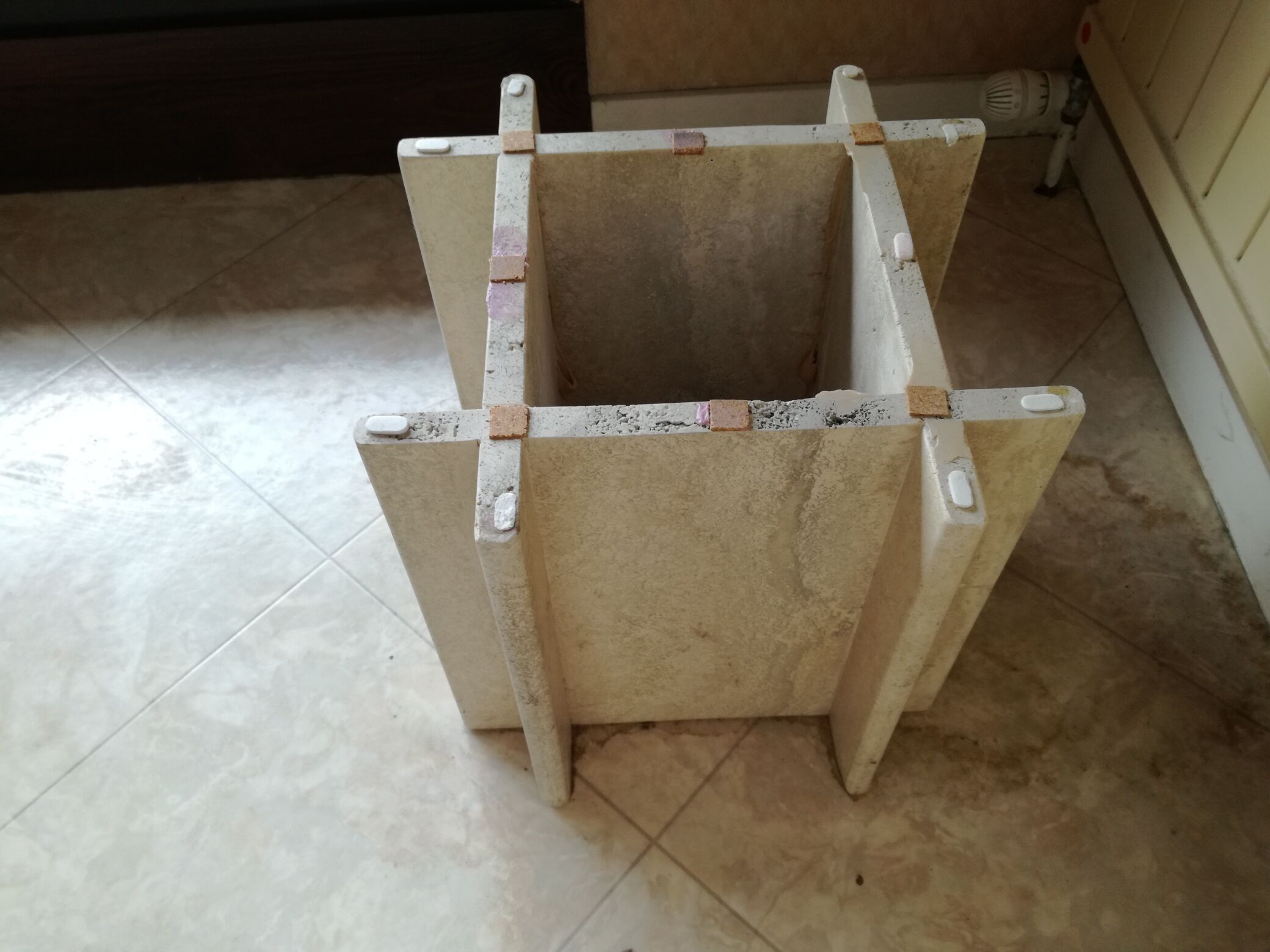 Table basse en travertin