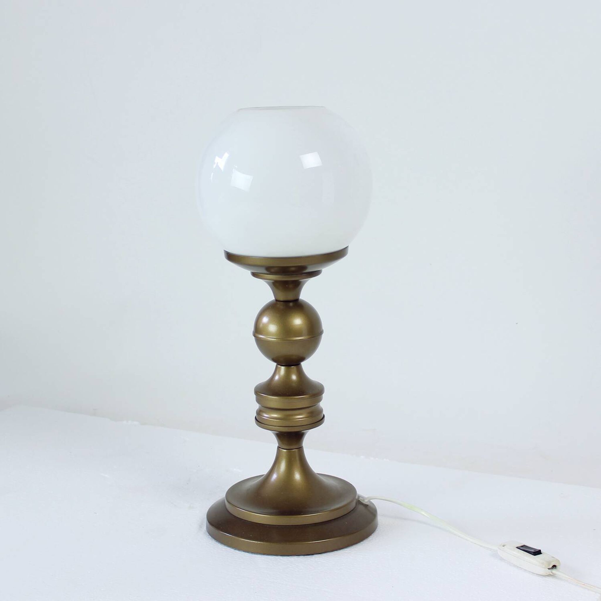 Lampe de table vintage élégante de Drukov, années 1950