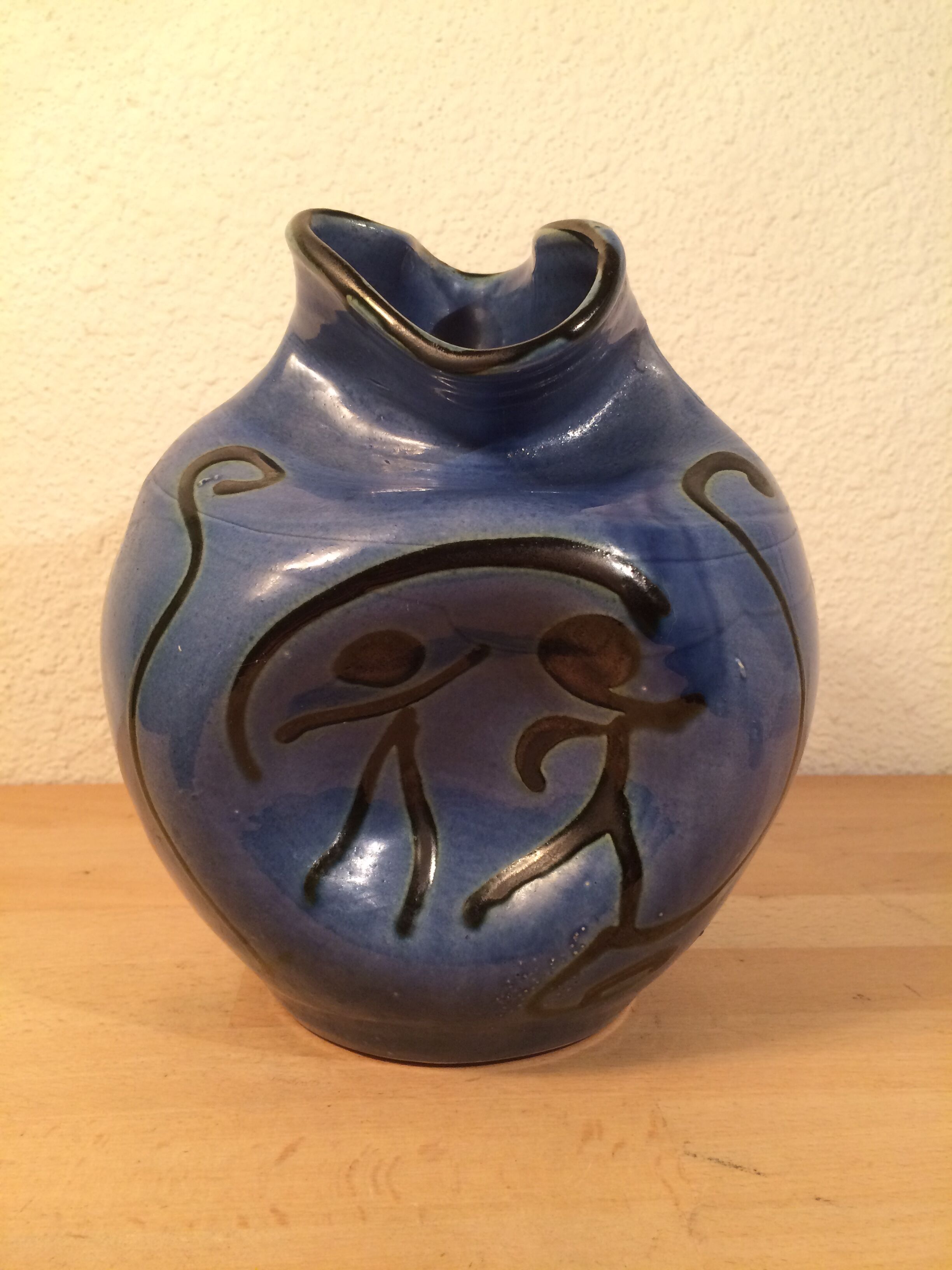 Vase signed Buxo ceramic free form