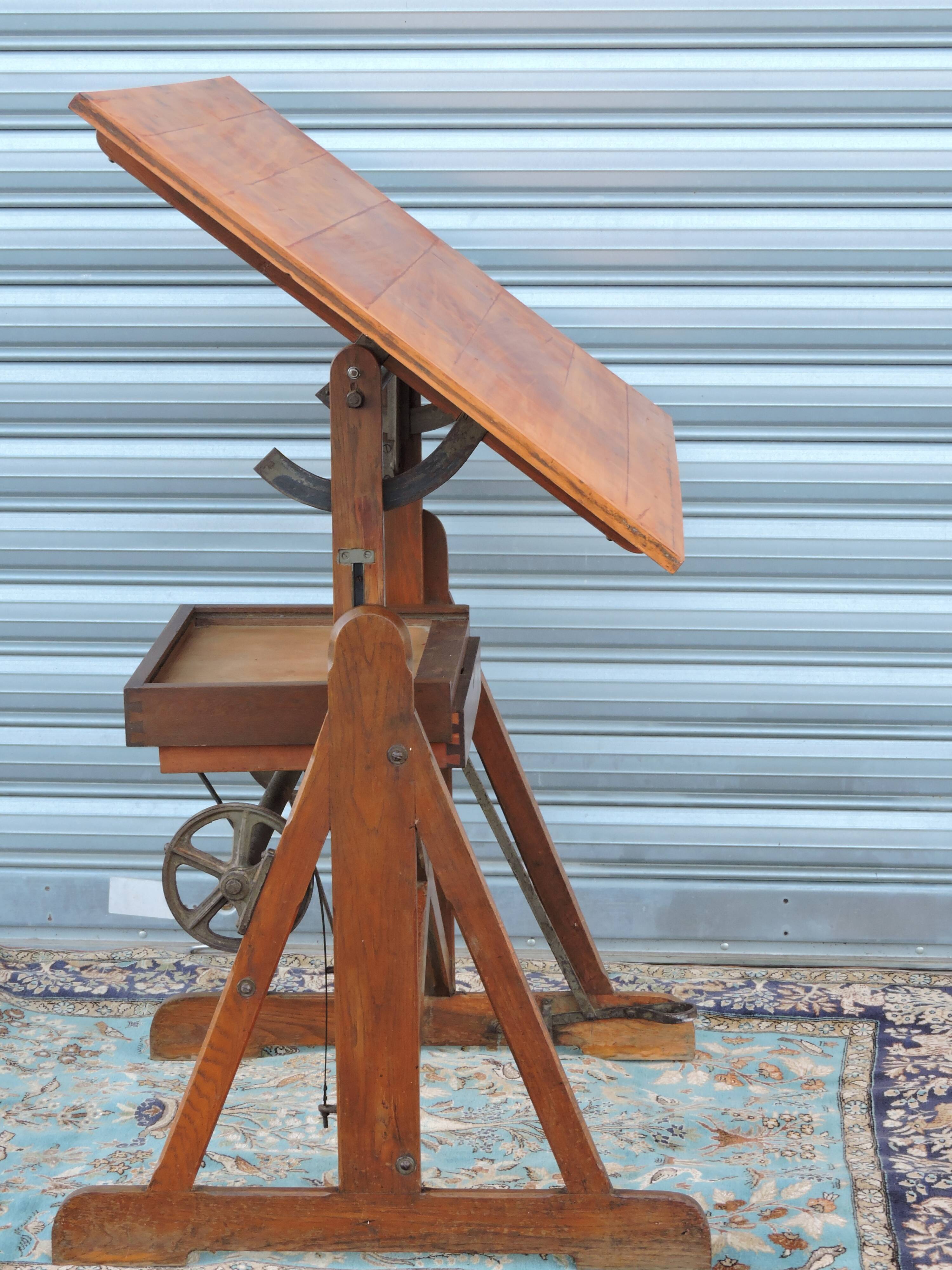 Architect's table has industrial adjustable design H Morin betting