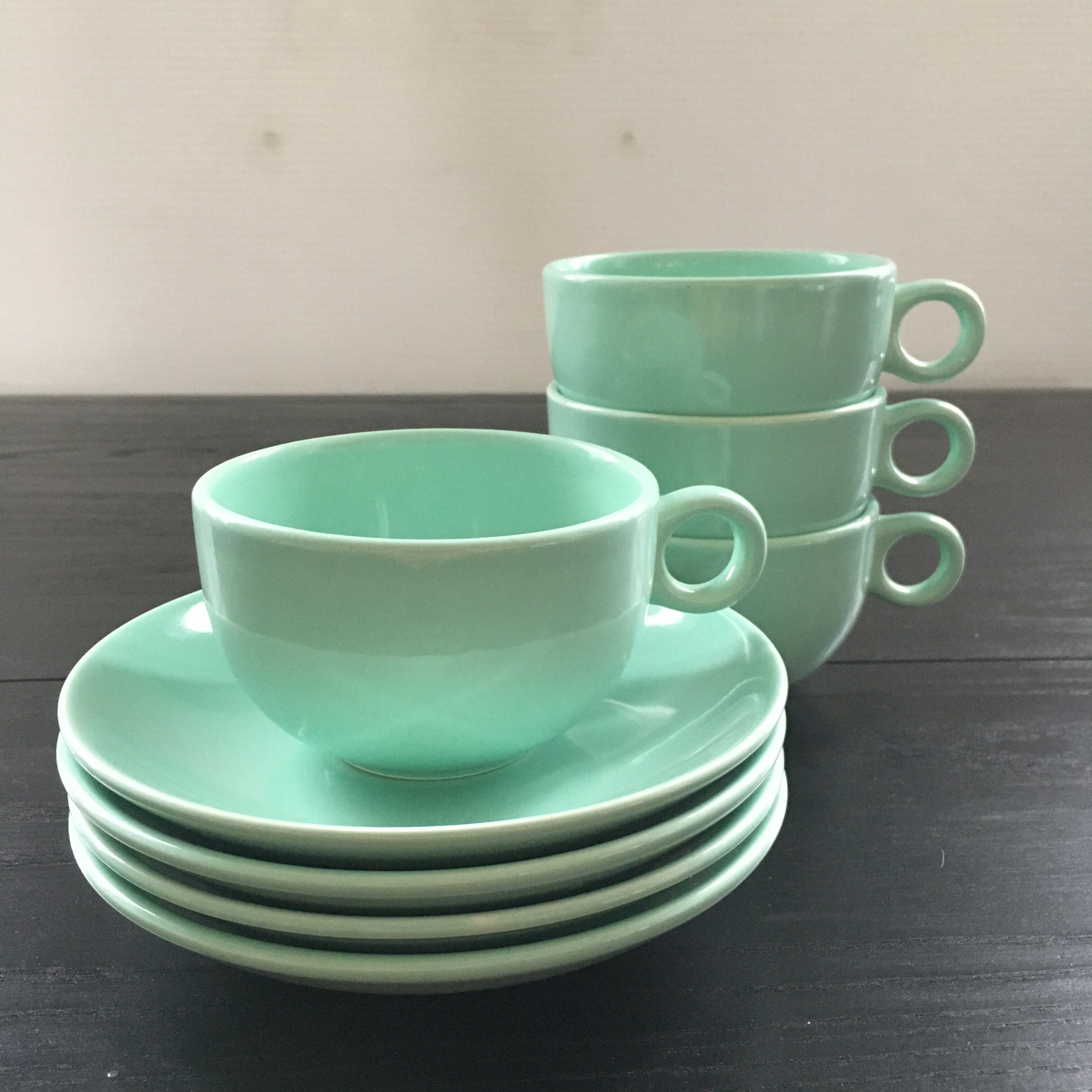 Set of 4 almond green cups