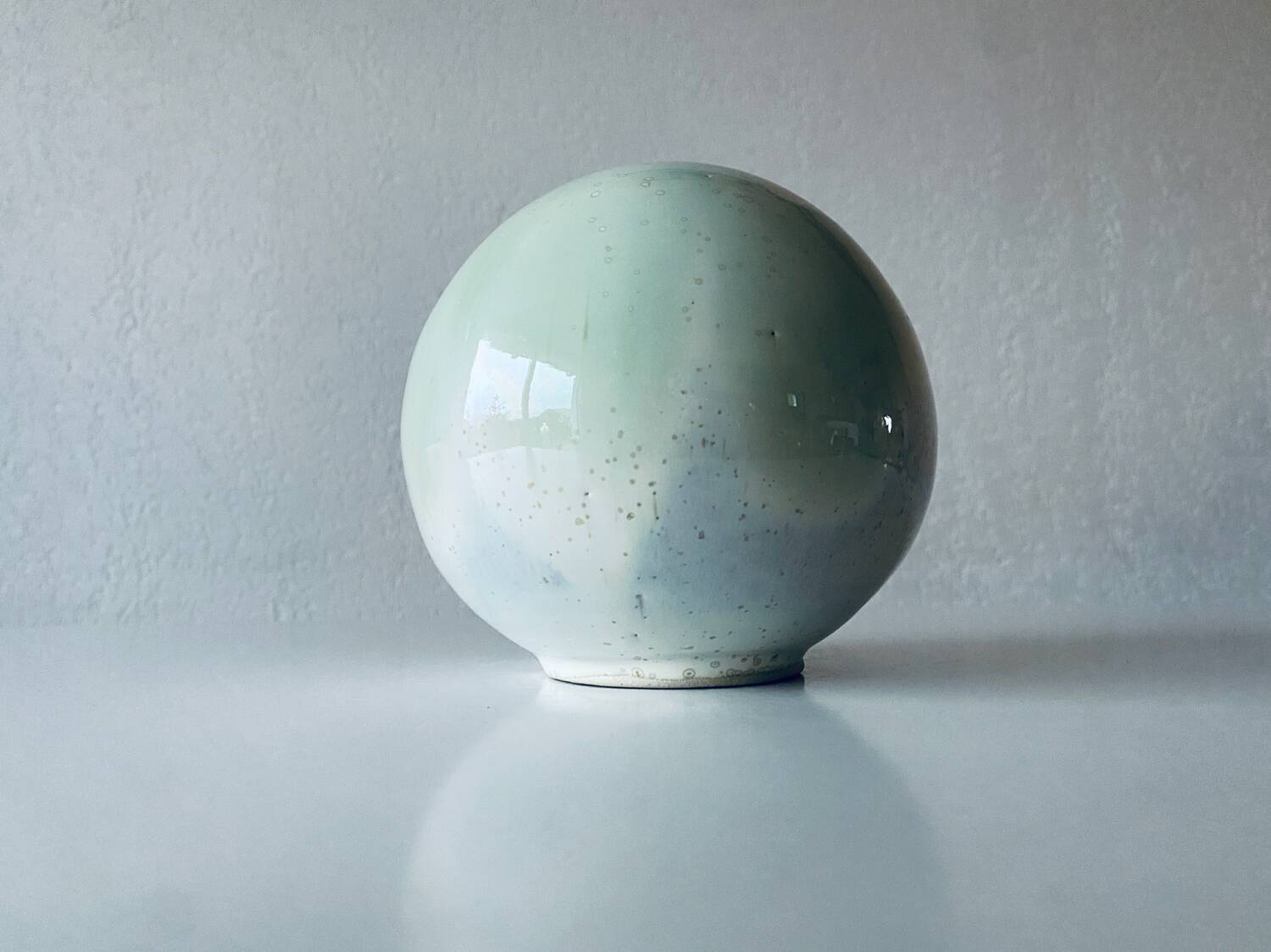 Ball vase