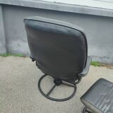Fauteuil et repose pied cuir design scandinave