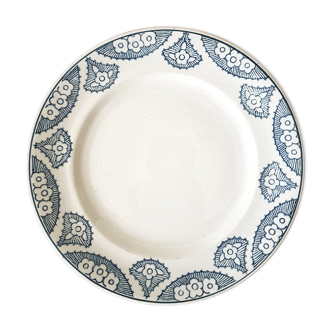 Old Longwy dish