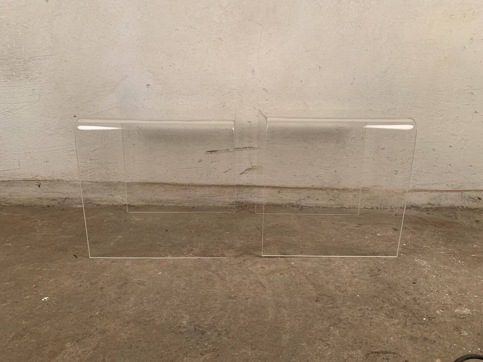 Vintage side tables in acrylic, 1970s, set of 2