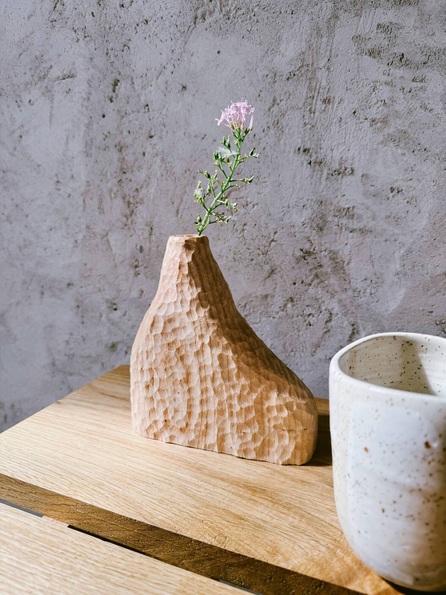 Solid wood ash soliflore hand-carved