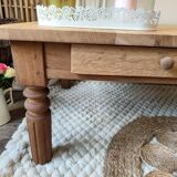 Farmhouse coffee table in oak