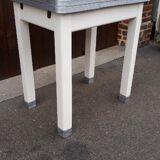 Small kitchen rock table