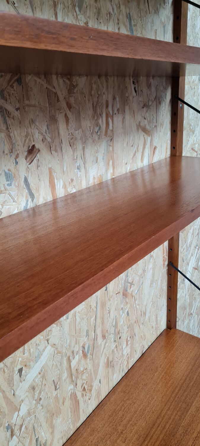 Cadovius Poul wall system