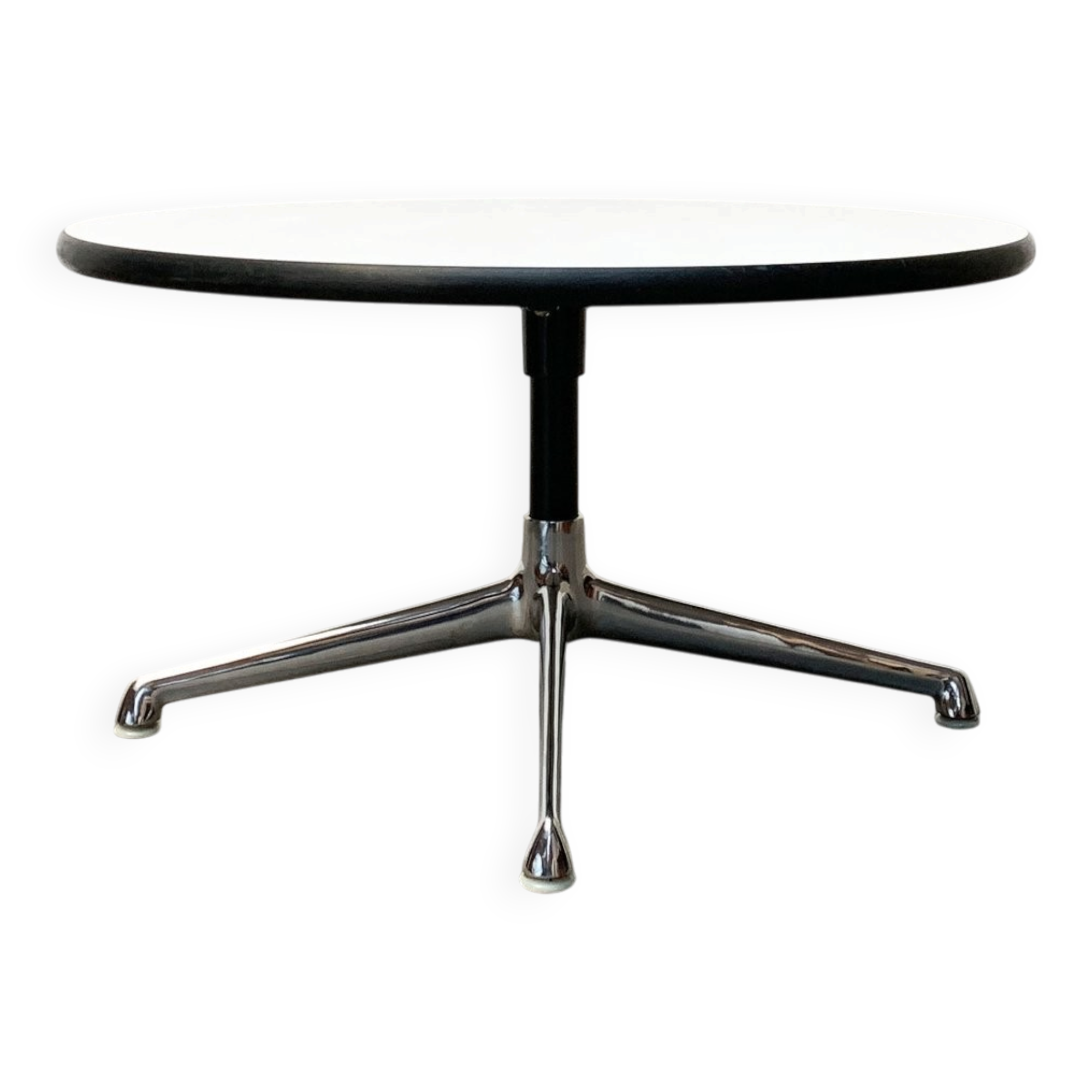 Mid-century side table by Charles & Ray Eames for Herman Miller, 1960s